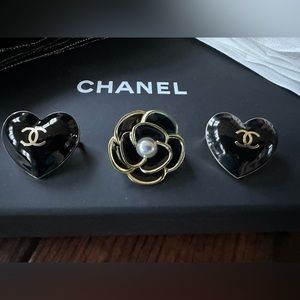 Chanel 2023 Limited Ribbon & Charms of Camellia or Heart Holiday Rare Scarf tie